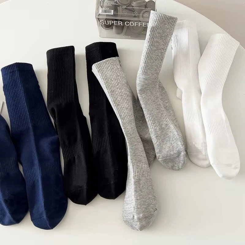 Dry Athletic Gym Black White Sport Socks best